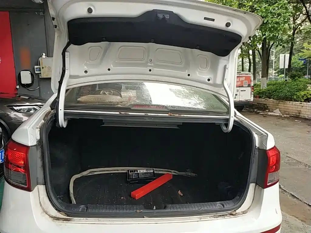 Kia K2 2015 Sedan 1.4L AT GLS фото 19