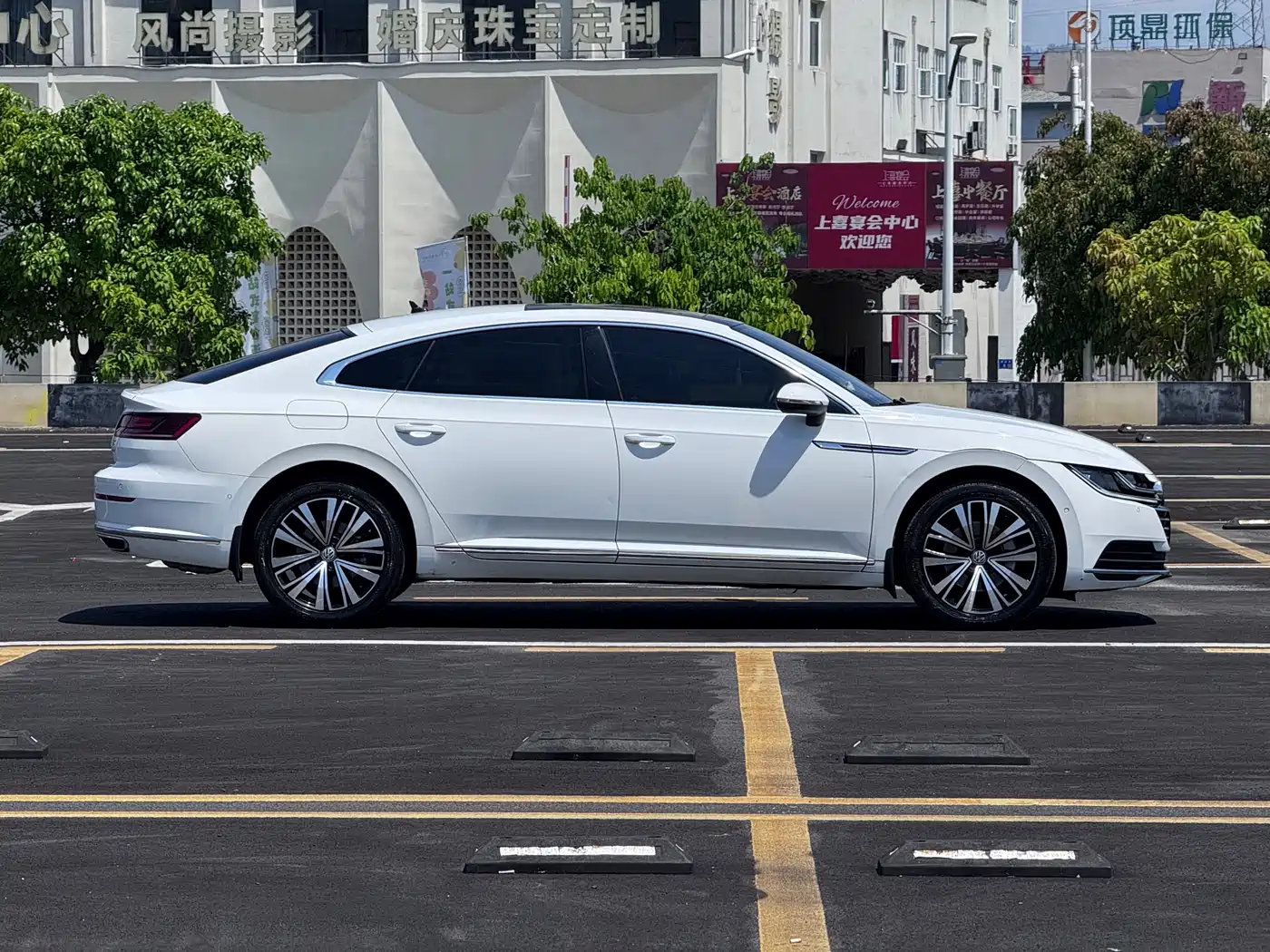 Volkswagen FAW-Volkswagen CC 2020 330TSI Glamour Version China VI фото 7
