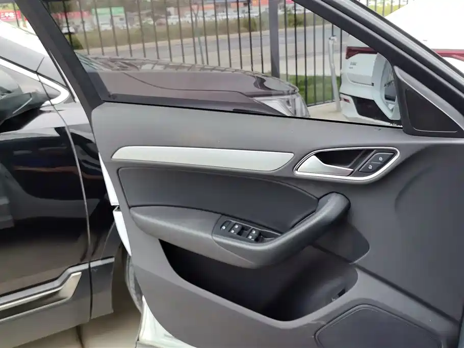Audi Q3 2017 35 TFSI Fashion фото 7
