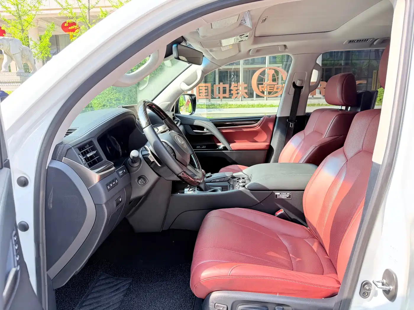 Lexus LX 2019 570 Prestige Luxury Edition фото 7