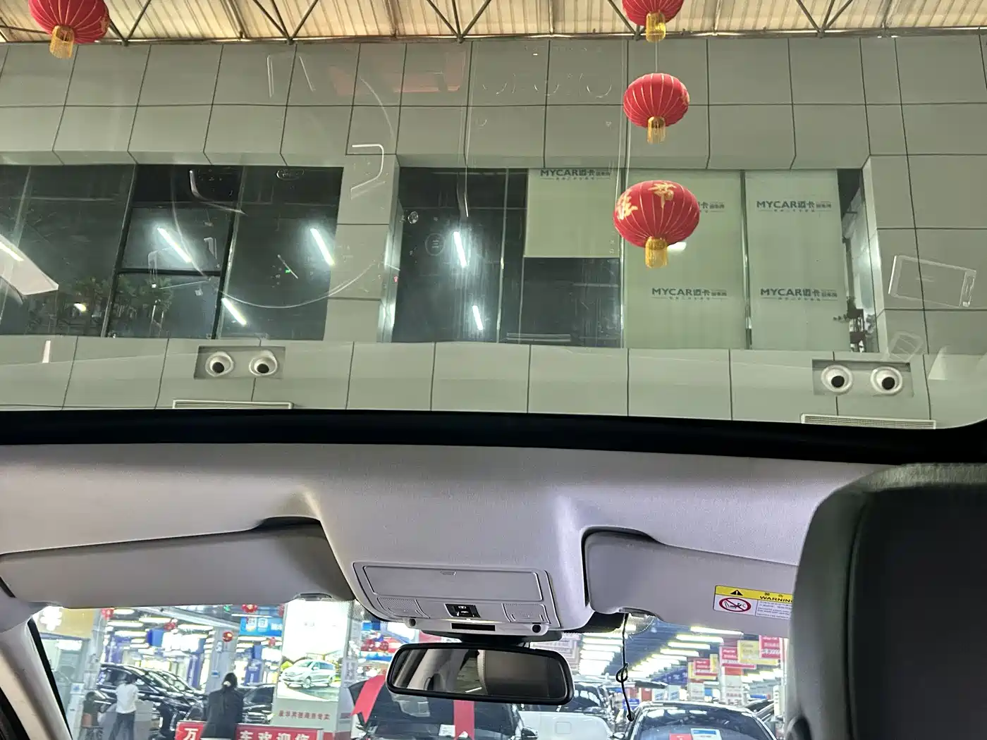 Land Rover Discovery Sport 2019 240PS SE Edition China V фото 17