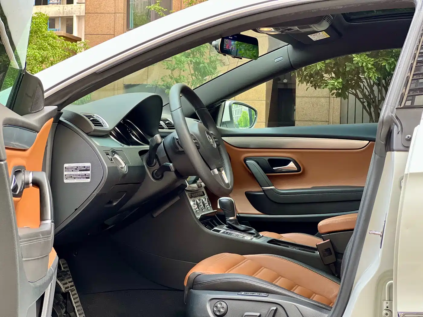 Volkswagen FAW-Volkswagen CC 2016 300TSI 25th Anniversary Edition фото 4