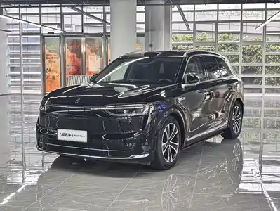 AITO M7