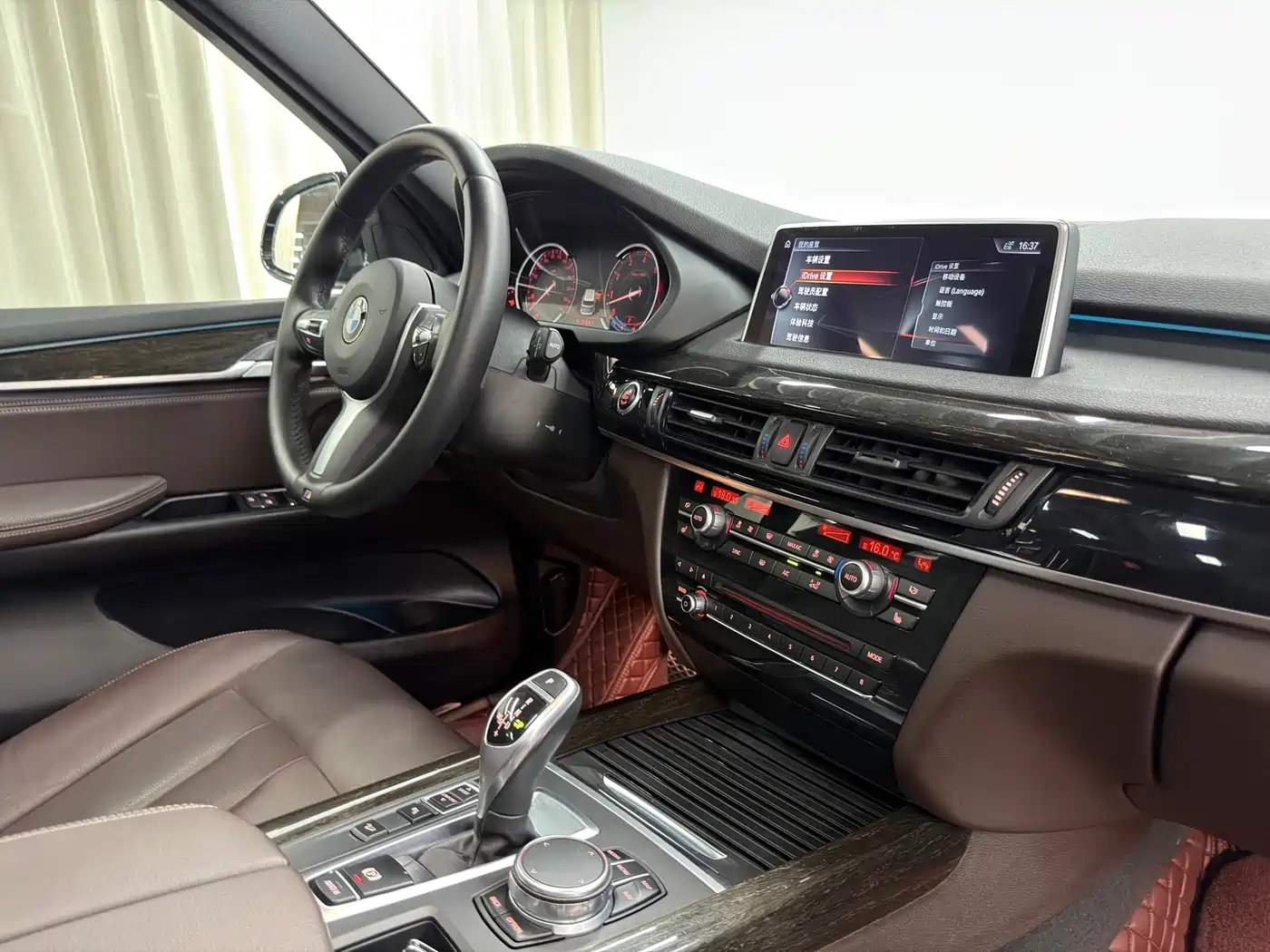 BMW X5 (Import) 2017 xDrive35i M Luxury Sport фото 4