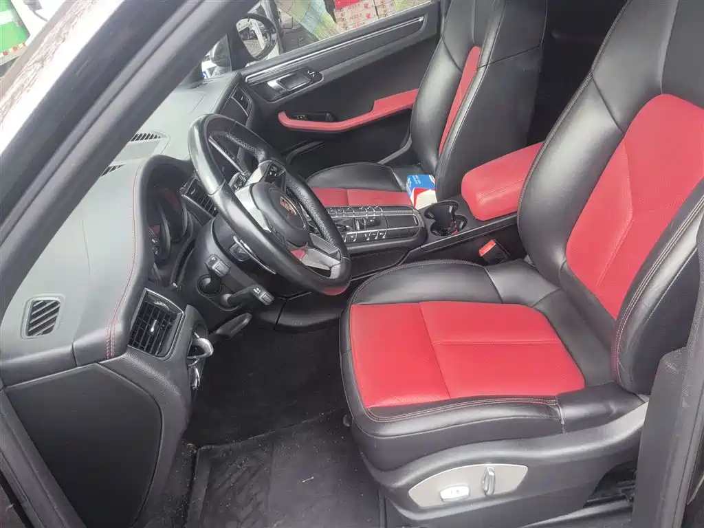 Porsche Macan 2017 Macan 2.0T фото 11