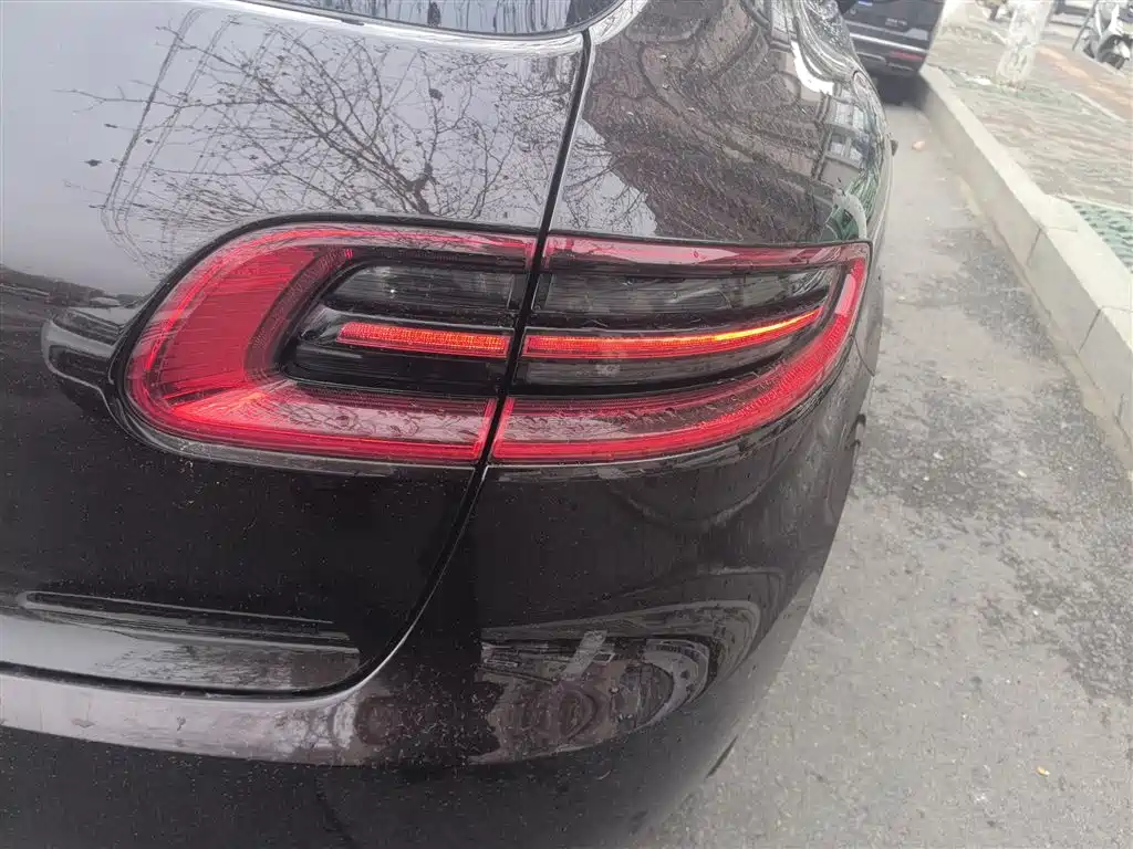 Porsche Macan 2017 Macan 2.0T фото 24