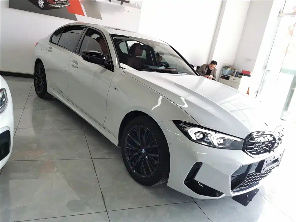 BMW 3 Series 2024 325Li M Sport Shadowline Package фото 22