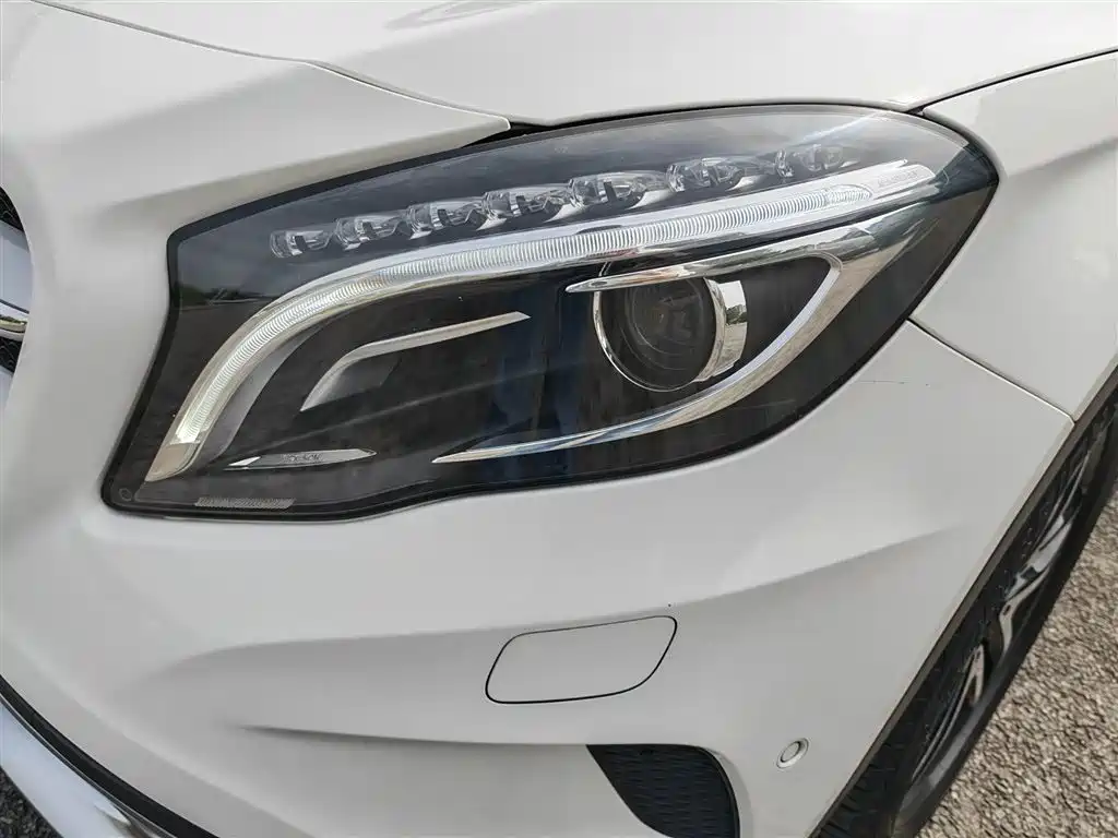 Mercedes-Benz GLA 2016 GLA 200 Fashion фото 3