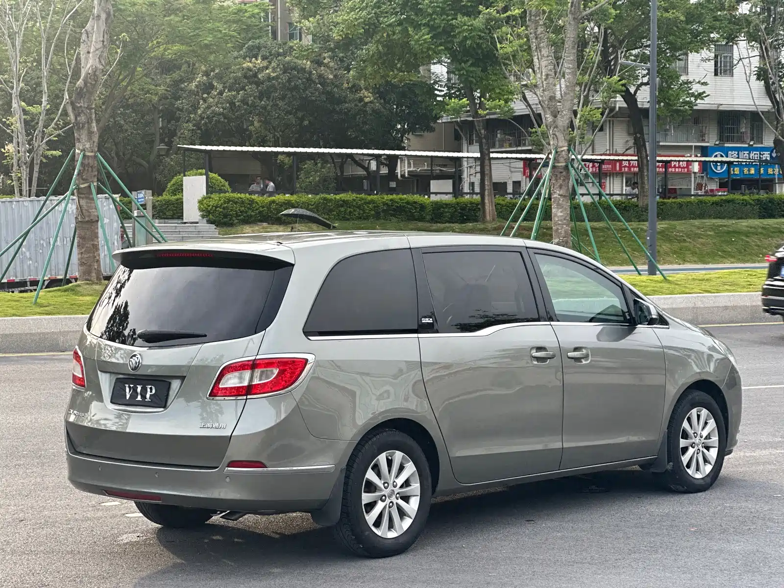 Фото 8 - Buick GL8