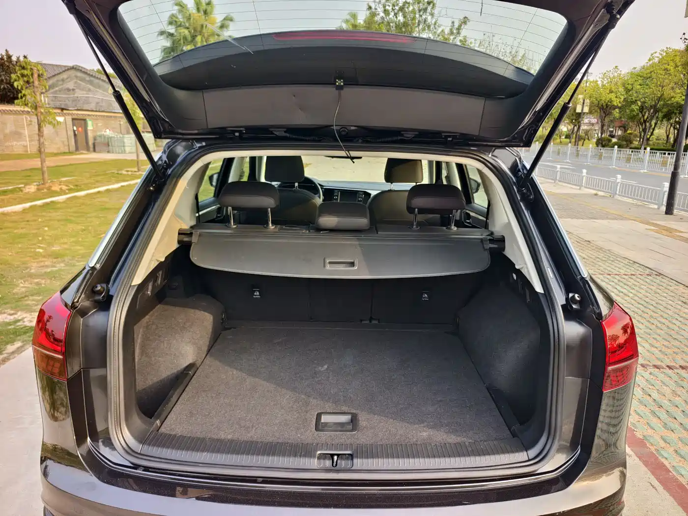 Volkswagen Tayron 2019 330TSI 2WD Luxury China V фото 16