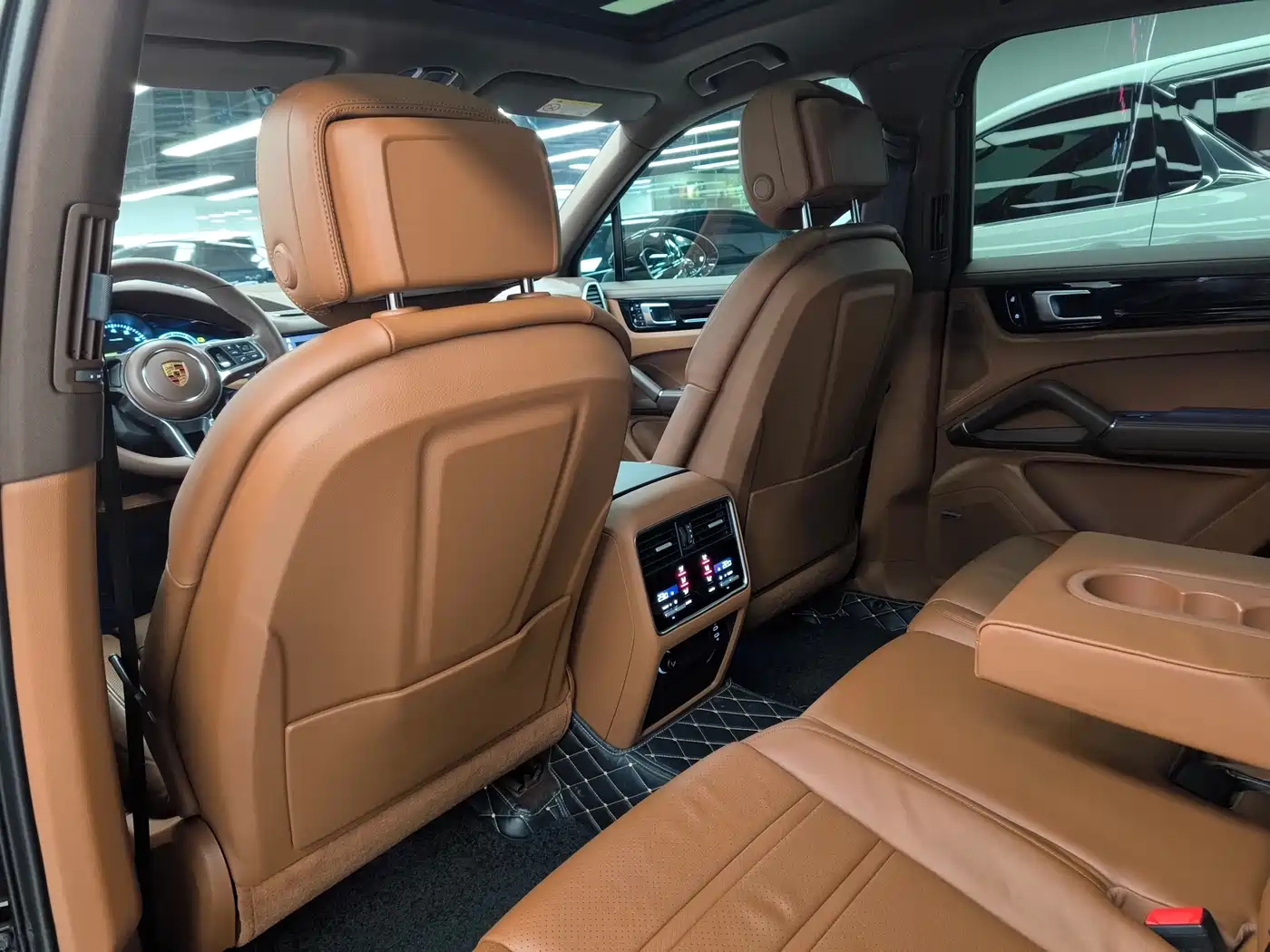 Porsche Cayenne New Energy 2021 Cayenne E-Hybrid 2.0T фото 16