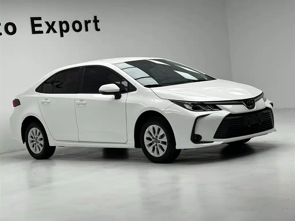 Toyota Corolla 2022 1.2T S-CVT Pioneer PLUS Edition фото 3