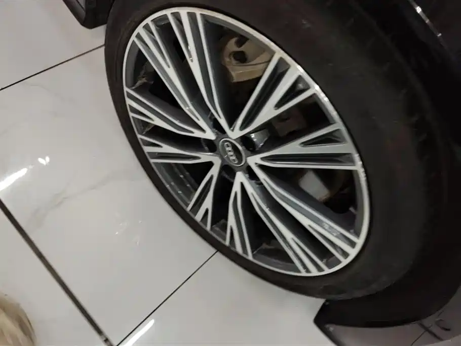 Audi A6L 2023 55 TFSI quattro Premium Dynamic фото 6