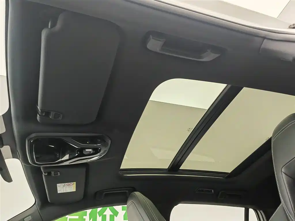 Lynk & Co 06 2023 Remix 1.5T Power Pro фото 14