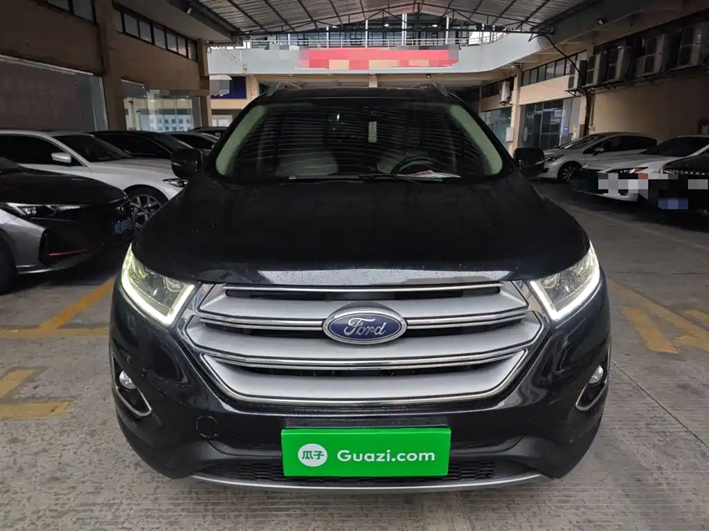 Фото 3 - Ford Edge