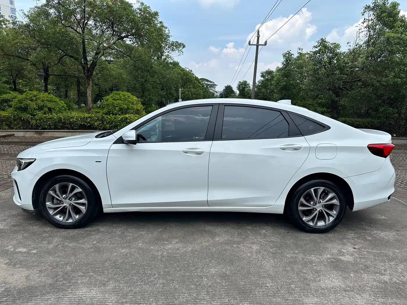 Buick Verano 2024 2023 Pro Joy Edition