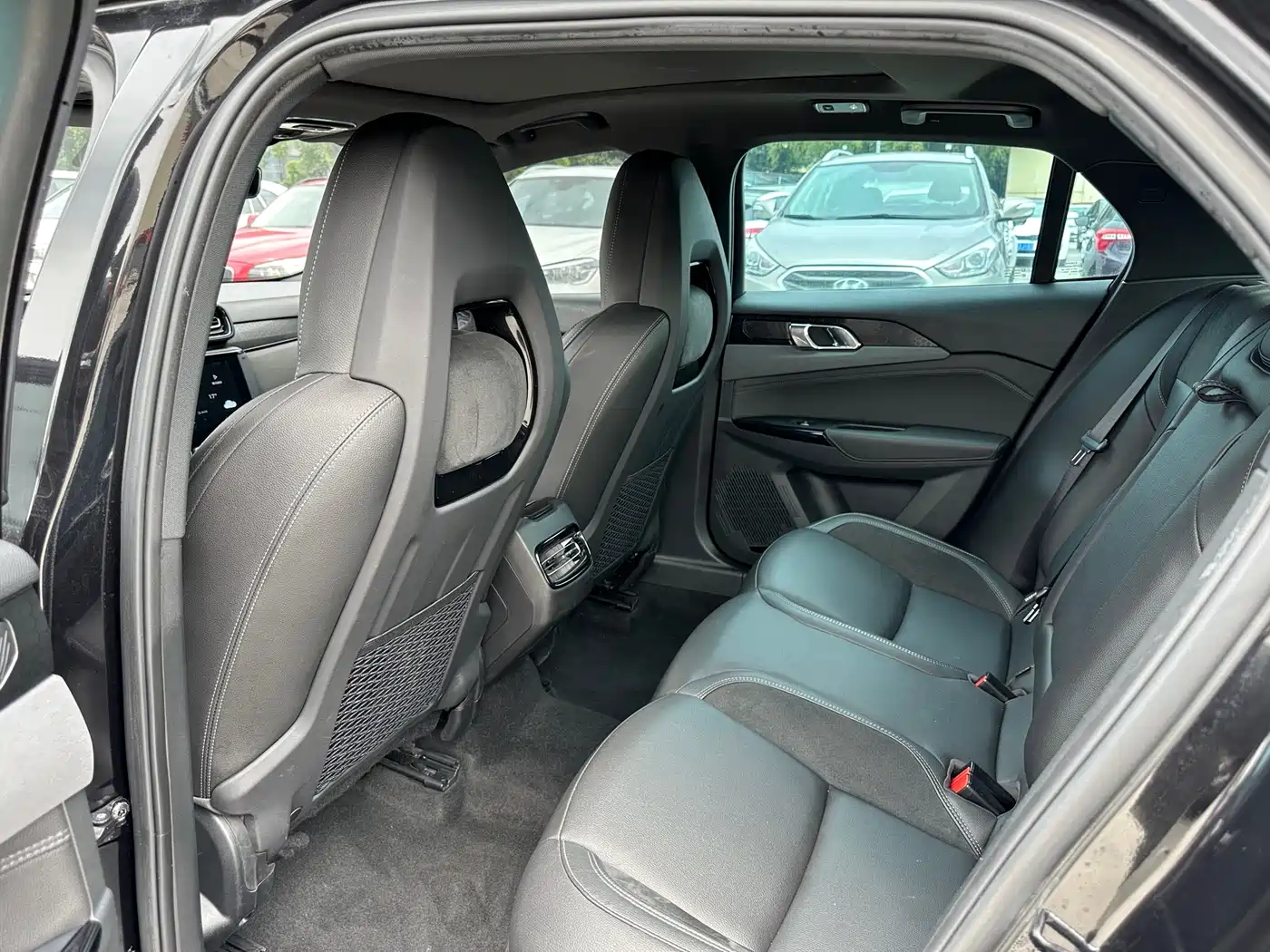 Lynk & Co 03 2021 2.0TD Auto Jin Plus фото 9