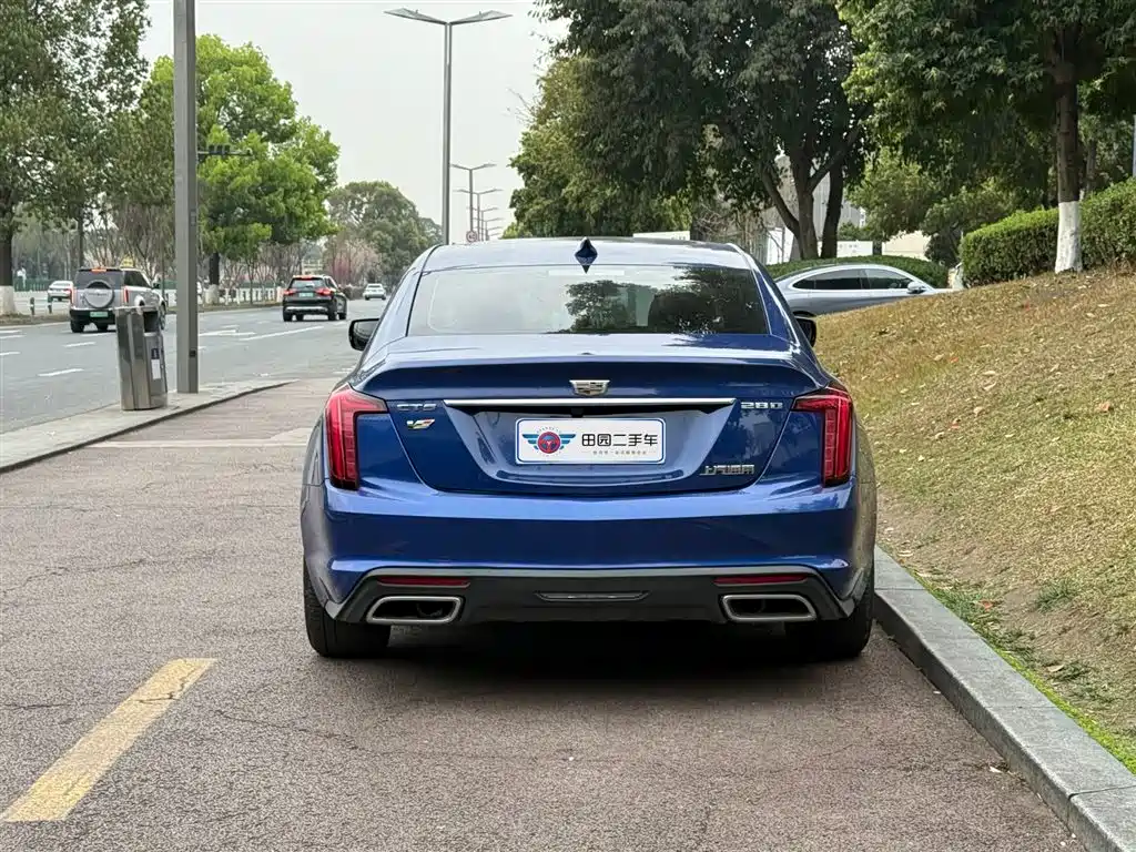 CADILLAC CT5