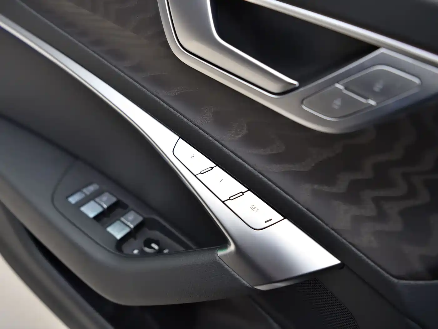 Audi A6L 2025 45 TFSI quattro Premium Sport фото 12