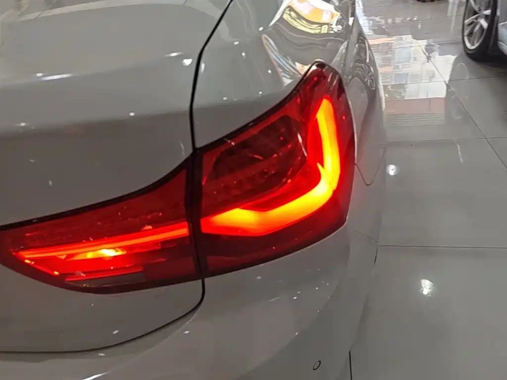 BMW 1 Series 2020 Model 120i Fashion Style фото 24