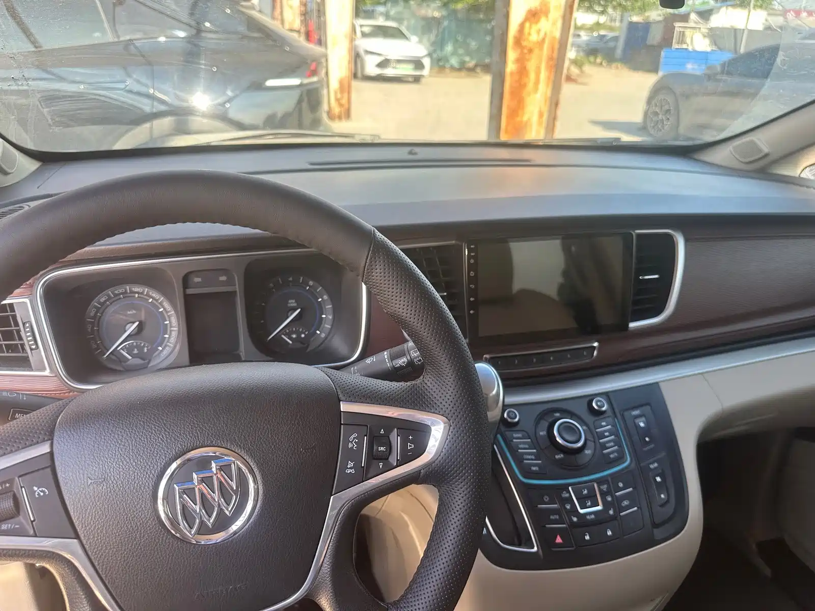 Фото 7 - Buick GL8