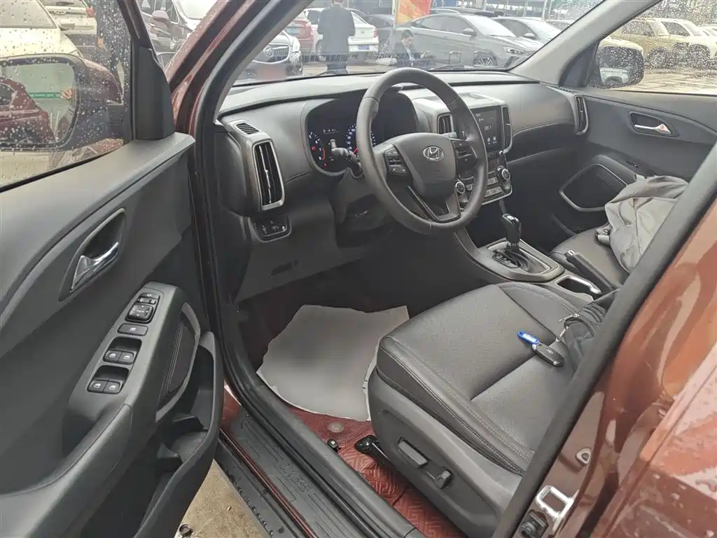 Hyundai Beijing Hyundai ix35 2019 2.0L Automatic 2WD Zhiyong·Enjoy China V фото 11