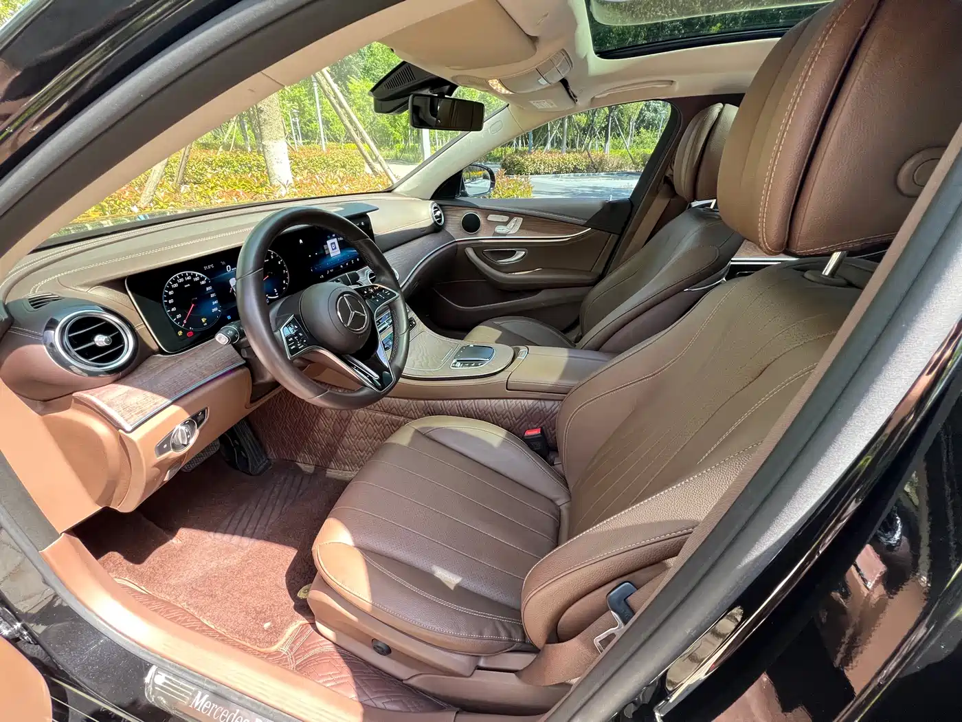 Mercedes-Benz E-Class 2023 E 300 L Fashion фото 7
