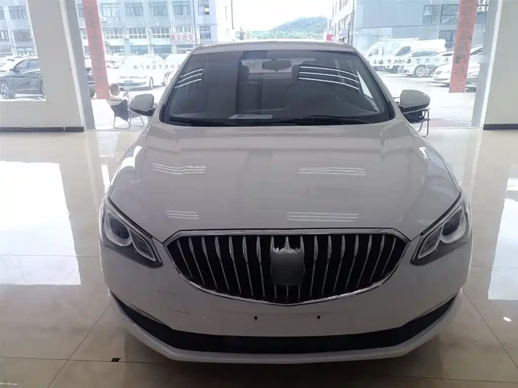 Buick Excelle 2017 15N Automatic Elite фото 3