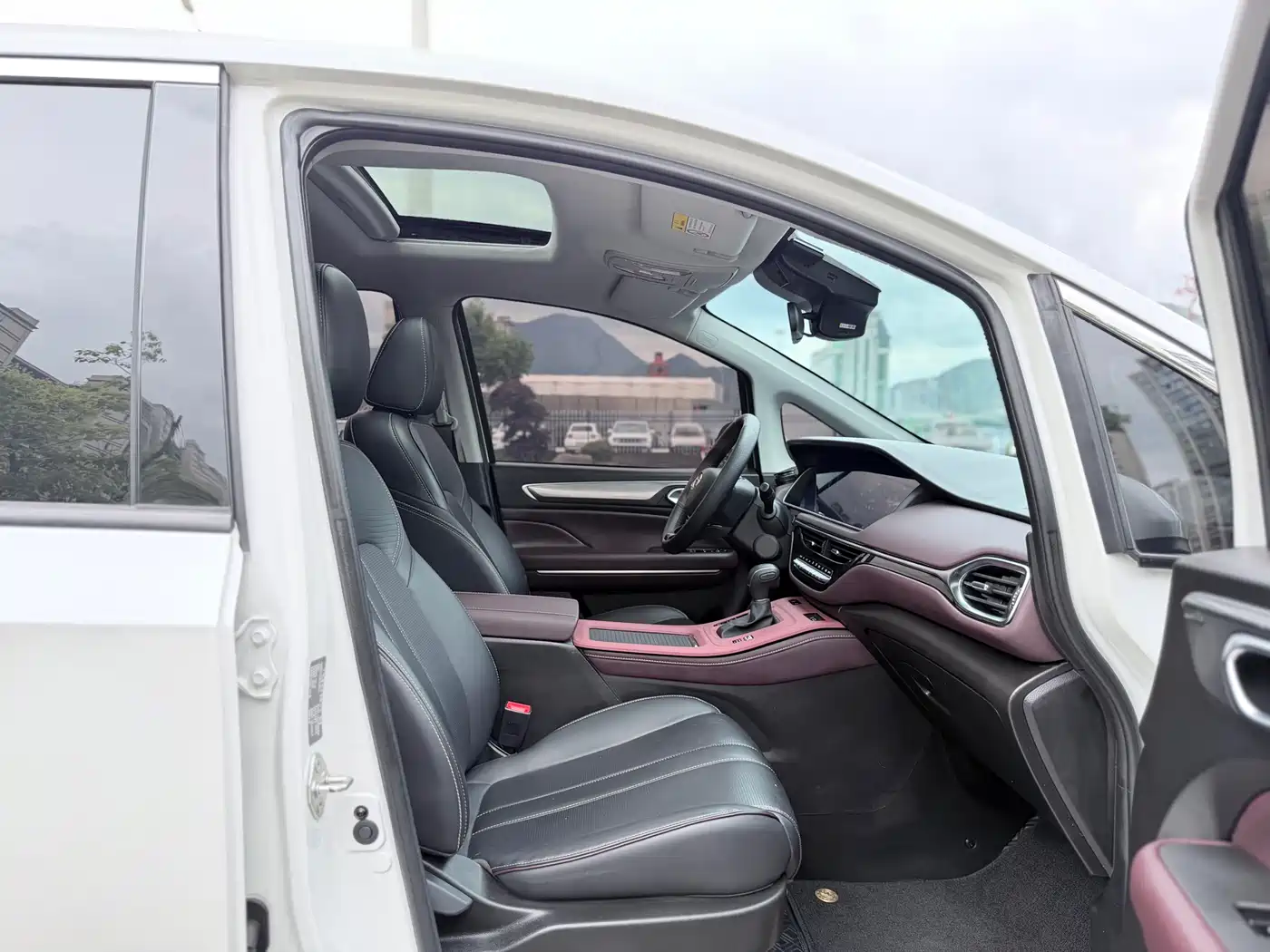 GAC TRUMPCHI TRUMPCHI M6