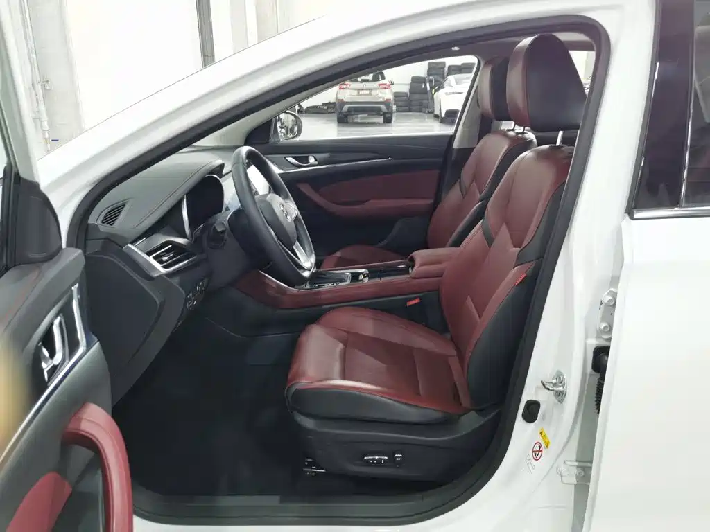 Photo 10 - Changan Eado