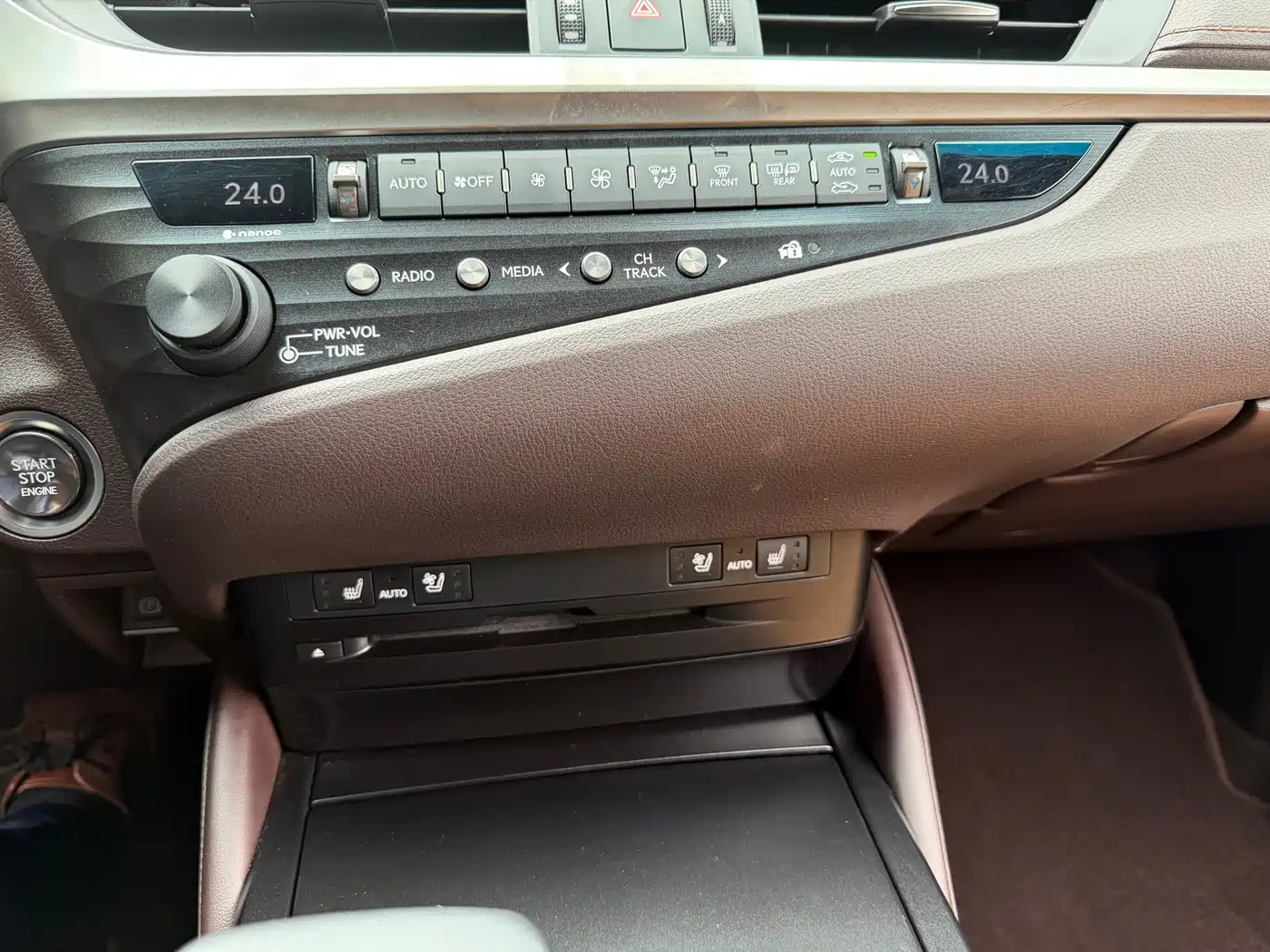 Lexus ES 2020 200 Excellence фото 4