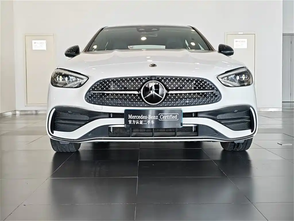 Mercedes-Benz C-Class 2024 Facelift III C 260 L Night Sport Edition фото 5