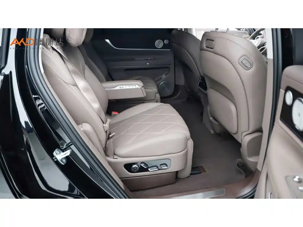 AITO Wenjie AITO M9 2025 Extended Range Ultra 52kWh 6-Seater фото 8