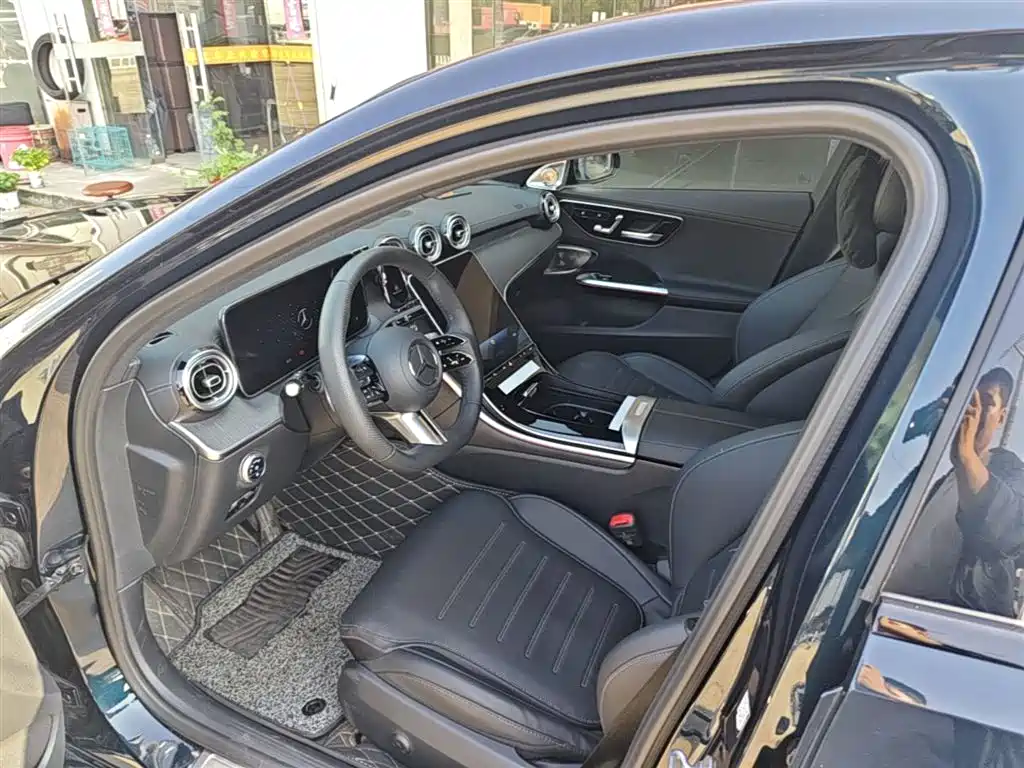 Mercedes-Benz C-Class 2024 Facelift C 260 L Moonlight Sport фото 15