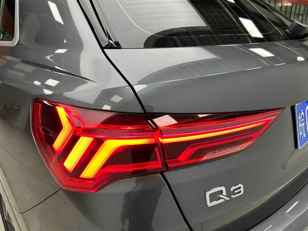 Audi Q3 2022 35 TFSI Fashion Dynamic фото 19