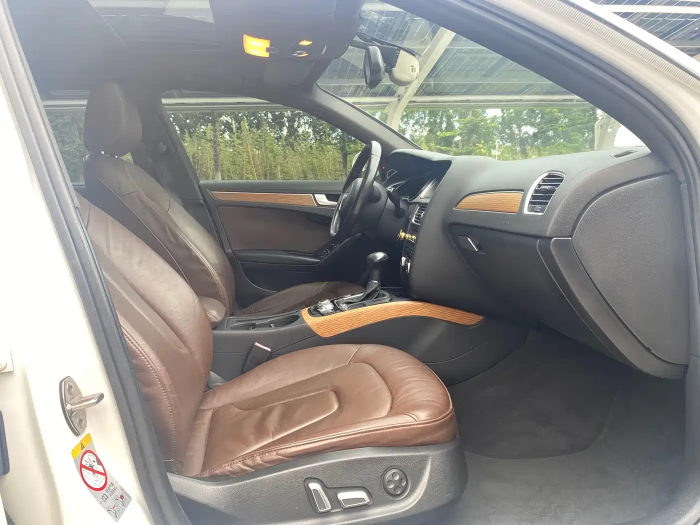 Фото 14 - Audi A4L