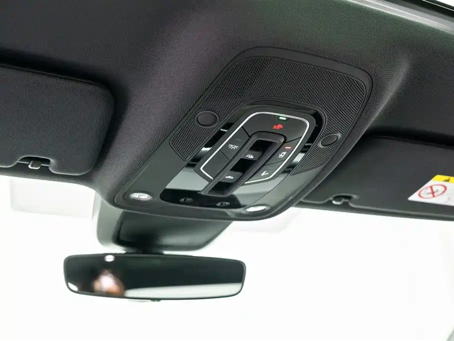 Audi A6L 2023 45 TFSI Premium Selection Dynamic фото 24