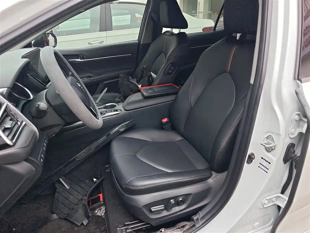 Toyota Camry 2021 2.0G Luxury Edition фото 15