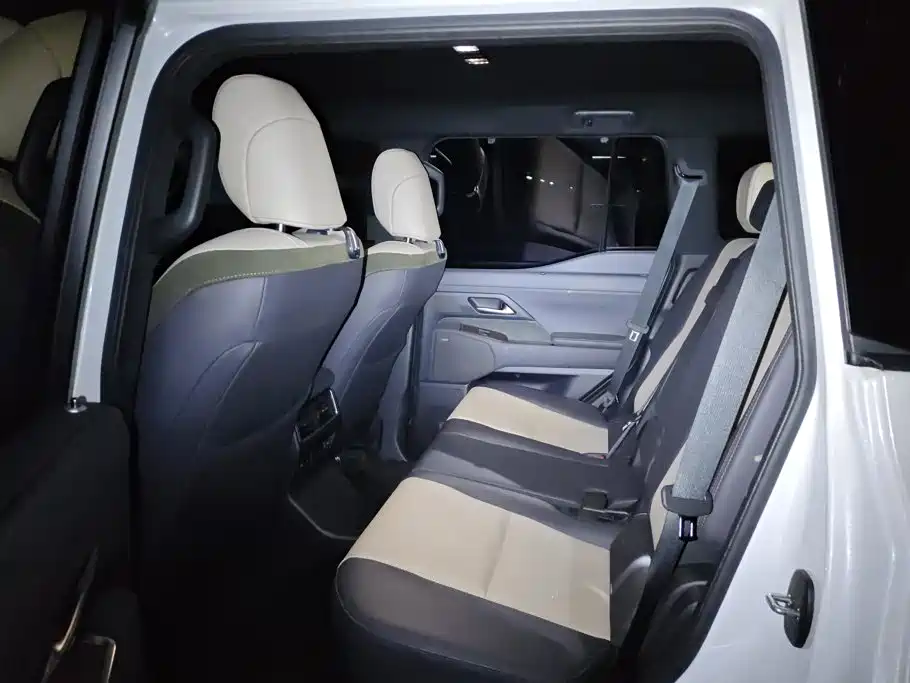 Lexus GX 2024 2024 OVERTRAIL Summit Edition