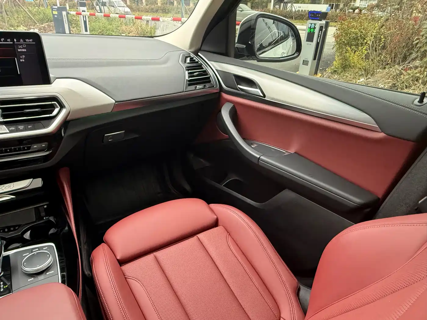 BMW X4 2022 xDrive 25i M Sport Package фото 8