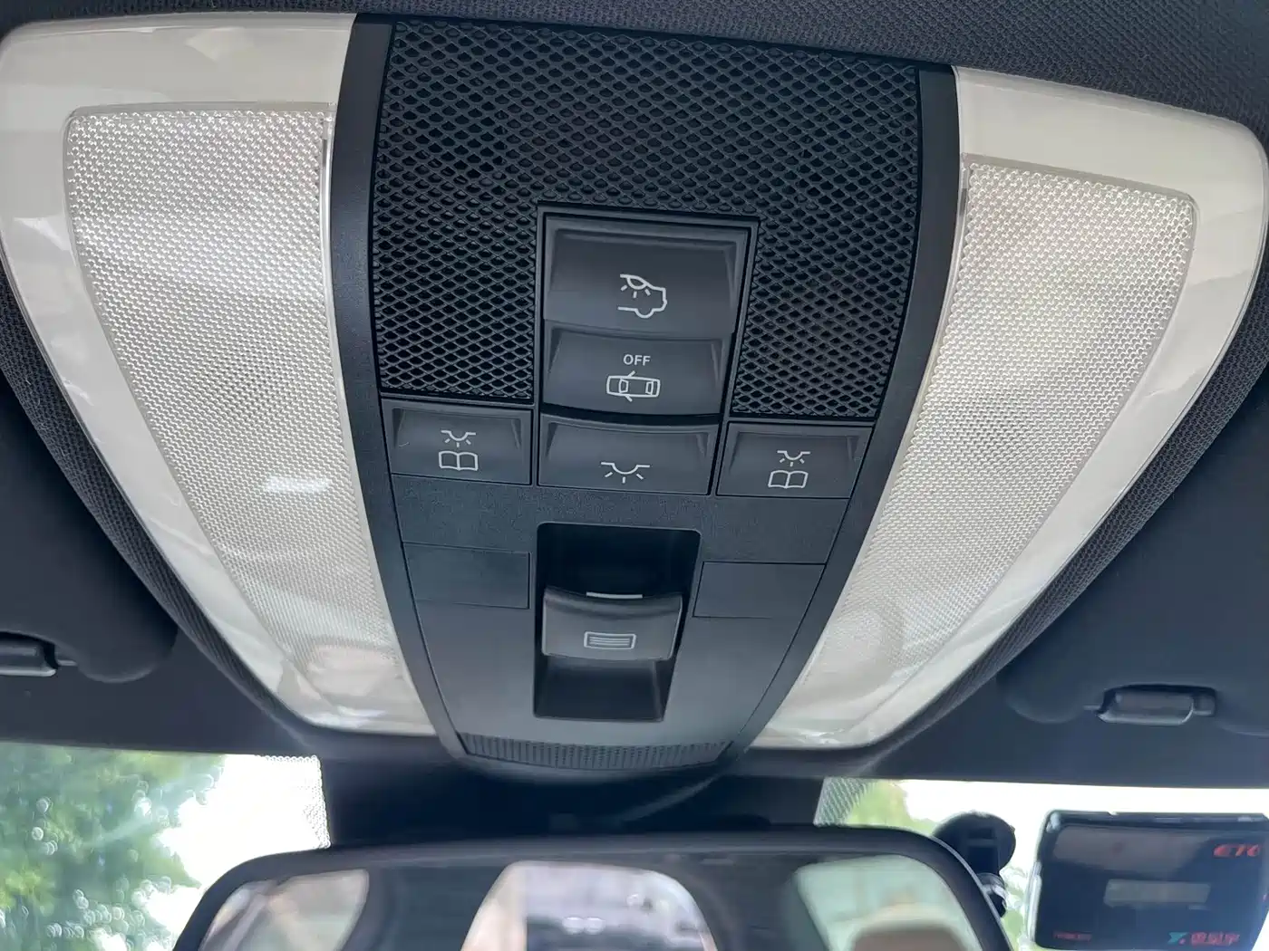 Фото 23 - Mercedes-Benz C-Class