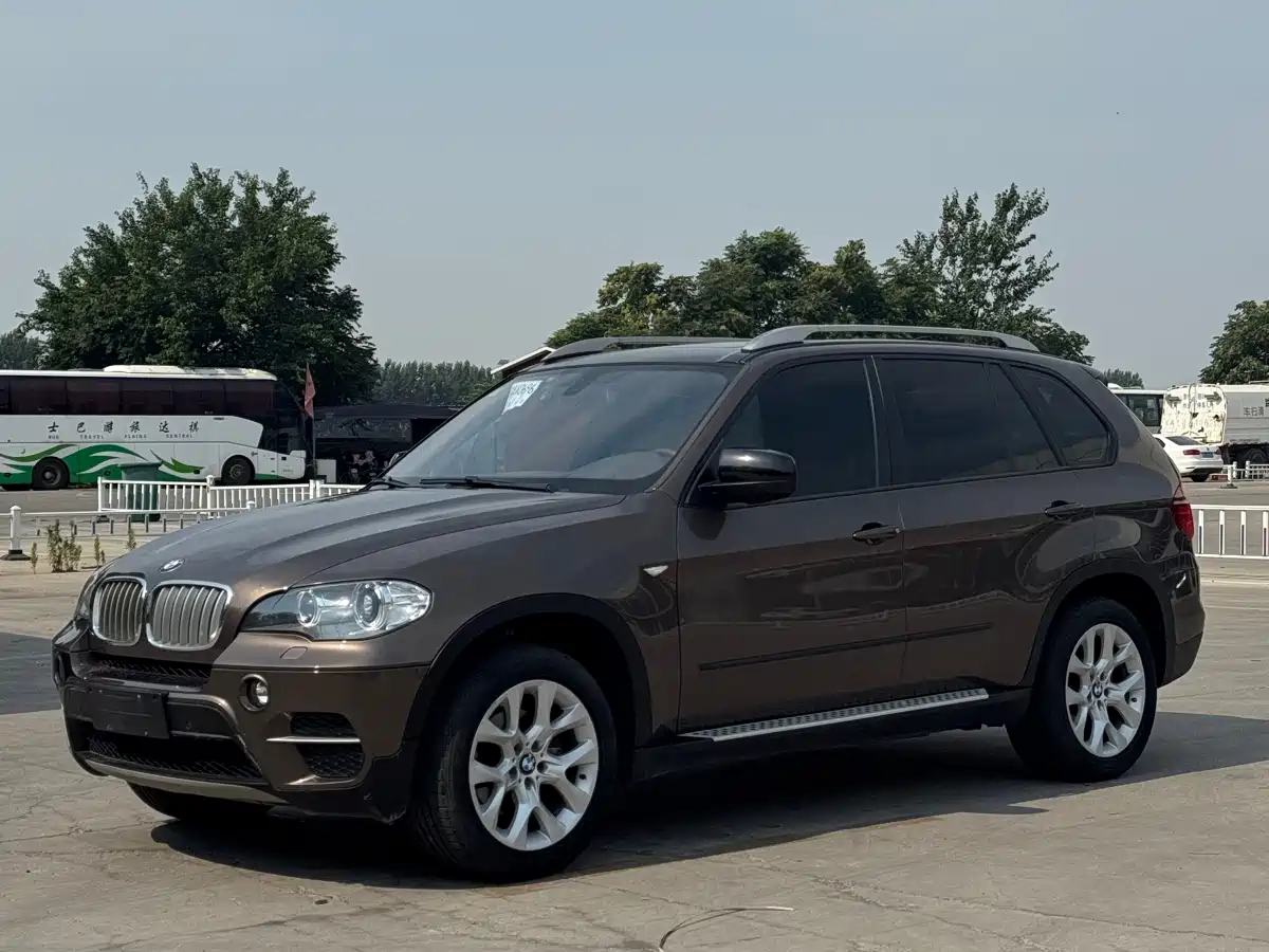 Фото 4 - BMW X5 (Import)
