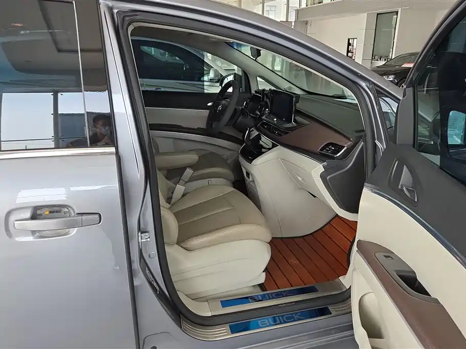 Buick GL8 2021 Land Business Class 652T Comfort фото 8