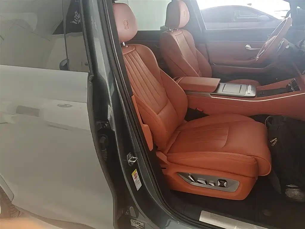 BYD Tang L 2025 DM 175KM Drone Player Edition фото 25