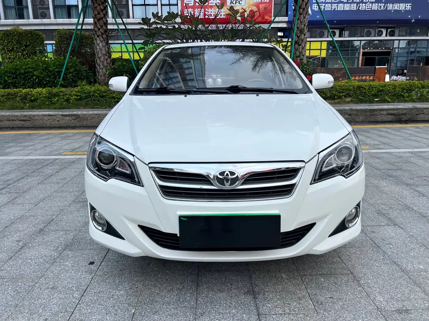 Toyota Corolla 2013 1.6L Automatic Excellence Edition фото 2
