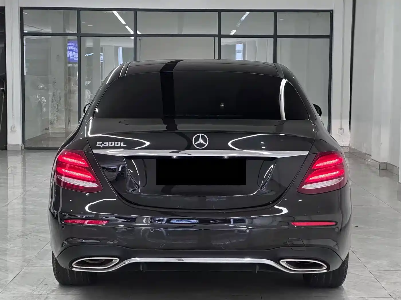 Mercedes-Benz E-Class 2017 E 300 L Sport Luxury фото 3