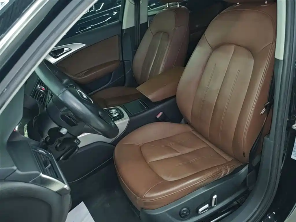 Audi A6L 2018 30th Anniversary 35 TFSI Fashion фото 15