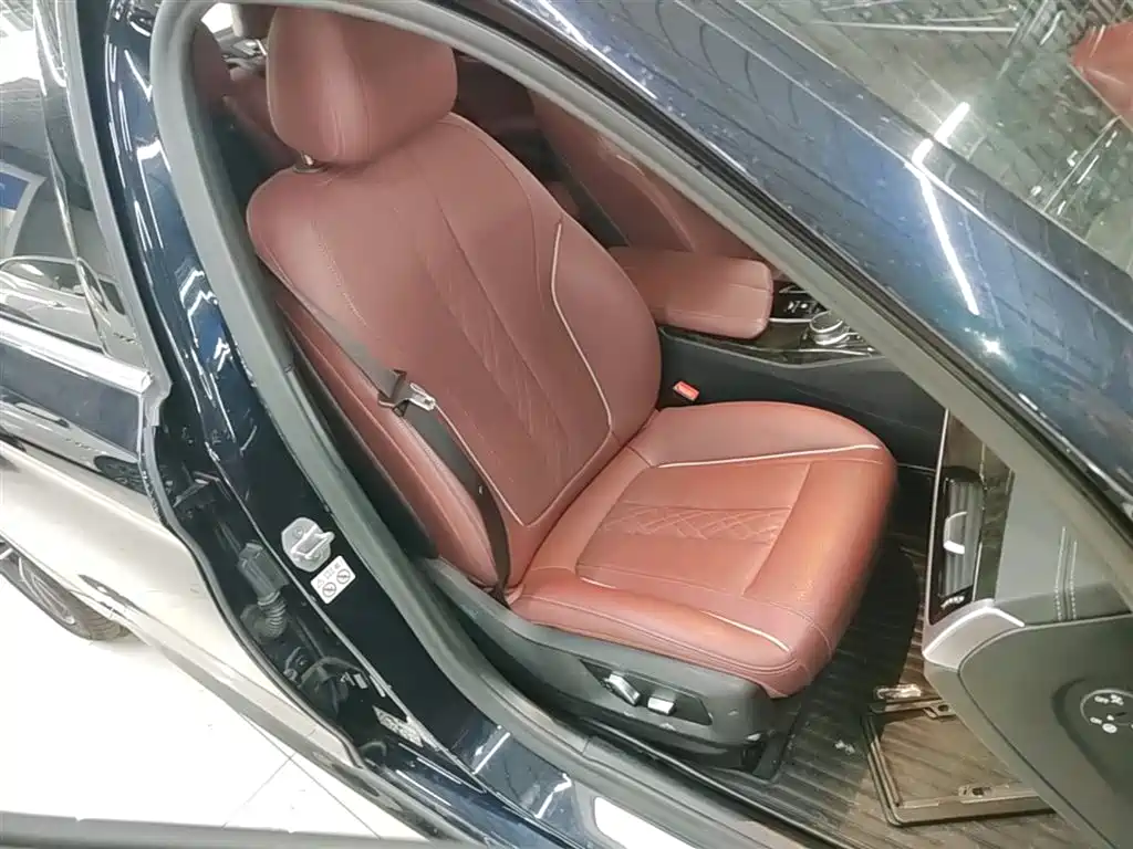 BMW 5 Series 2021 Facelift 525Li M Sport Package фото 25