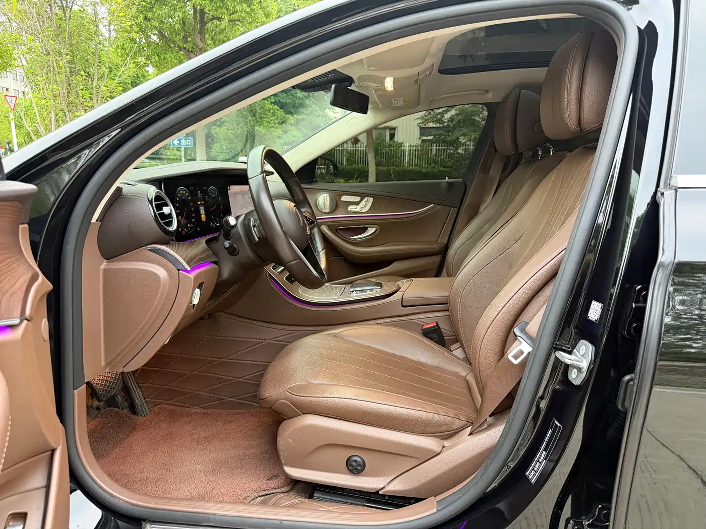 Mercedes-Benz E-Class 2023 E 300 L Luxury фото 5