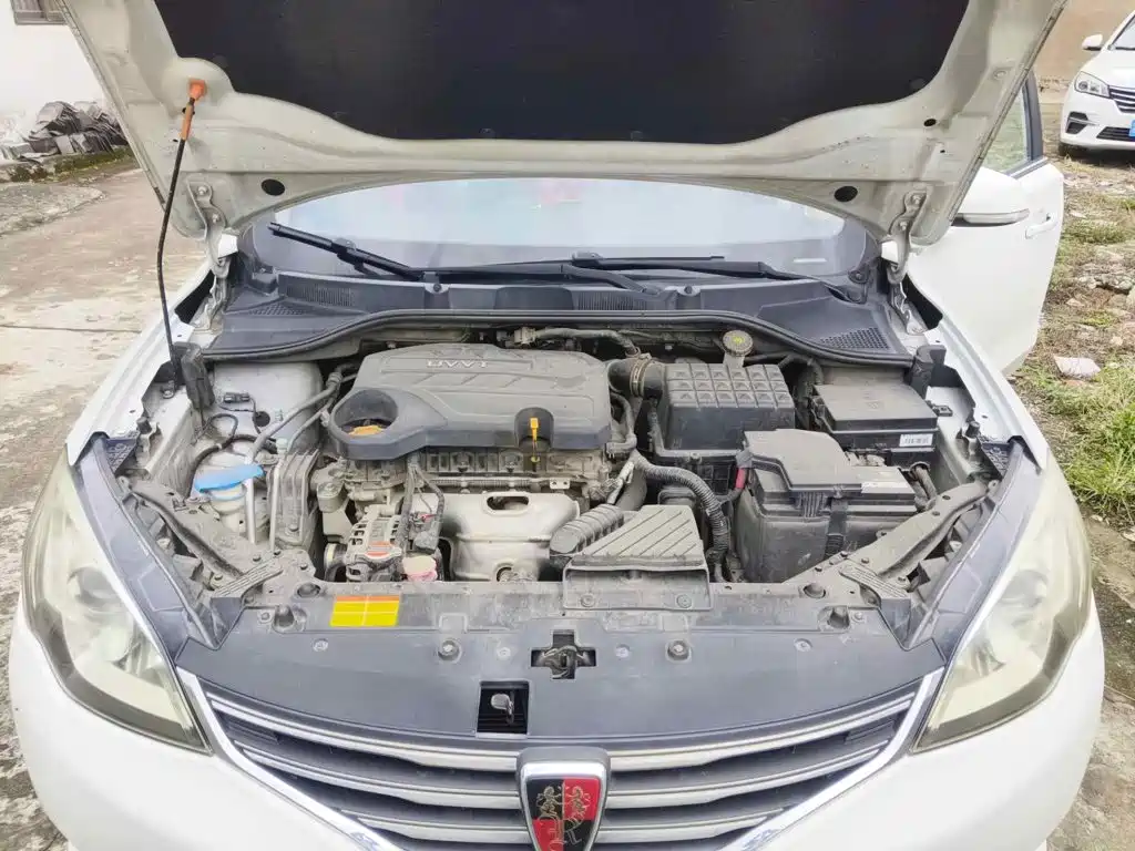 Фото 9 - Roewe 360